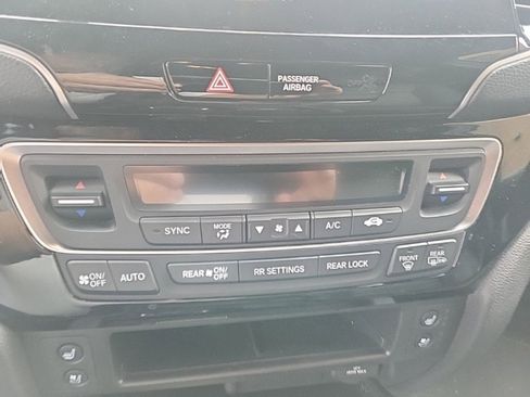 Used 2024 Honda Passport Black Edition image 27