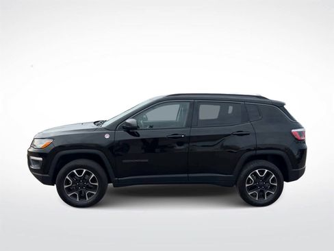 Used 2020 Jeep Compass Trailhawk image 5