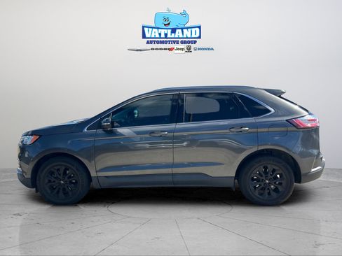 Used 2020 Ford Edge SEL FWD image 2