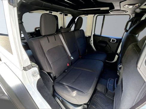 Used 2023 Jeep Wrangler Unlimited w/ Sun & Screen Package AWD/4WD image 28