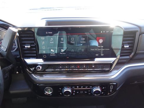 Used 2024 GMC Sierra 1500 Elevation image 35