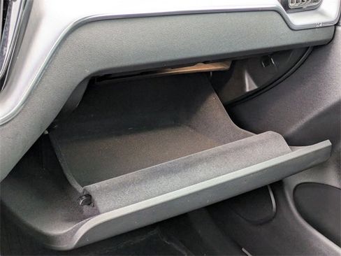 Used 2020 Volvo XC60 T5 Momentum image 18