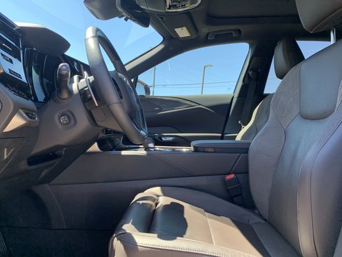 Used 2023 Lexus RX 350 w/ Cold Area Package AWD/4WD image 16