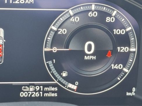 Used 2025 Mitsubishi Outlander image 30