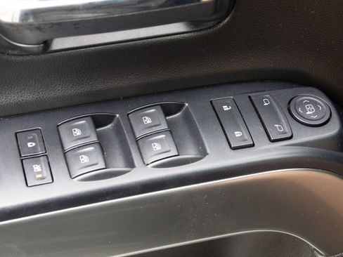 Used 2018 Chevrolet Silverado 1500 LT w/ All Star Edition AWD/4WD image 14