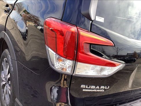 Used 2019 Subaru Forester Limited image 33