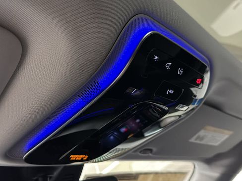 New 2025 Mercedes-Benz GLC 350e 4MATIC image 23