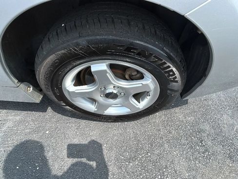 Used 2013 Toyota Prius Two FWD image 37