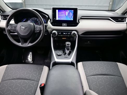 Used 2024 Toyota RAV4 XLE w/ Convenience Package AWD/4WD image 17