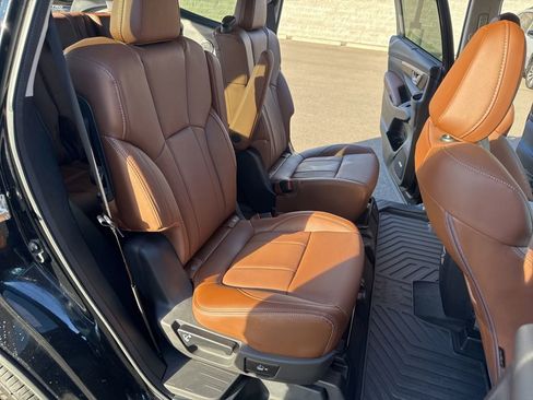 Certified 2025 Subaru Ascent Touring w/ Popular Package #2 image 16