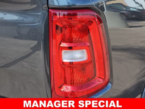 Used 2025 RAM 1500 Big Horn RWD image 40