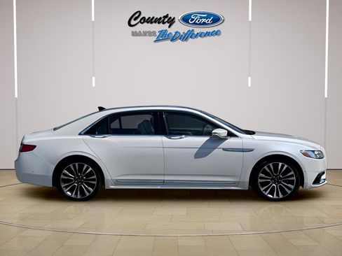 Used 2019 Lincoln Continental Reserve FWD image 23
