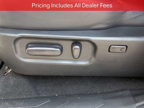 Used 2022 Toyota Tacoma Limited RWD image 21