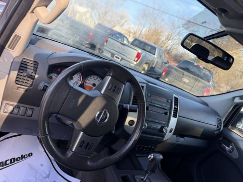 Used 2012 Nissan Frontier PRO-4X w/ Pro-4x Luxury Pkg image 7