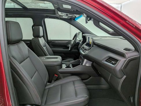 Certified 2024 Chevrolet Suburban RST w/ Luxury Package image 23