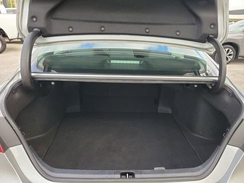 Used 2023 Toyota Camry LE image 10