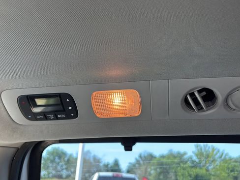 Used 2014 Honda Odyssey Touring image 28