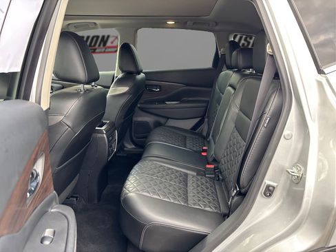 Used 2019 Nissan Murano Platinum image 10