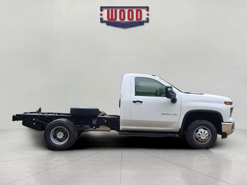New 2026 Chevrolet Silverado 3500 W/T w/ WT Convenience Package AWD/4WD image 2