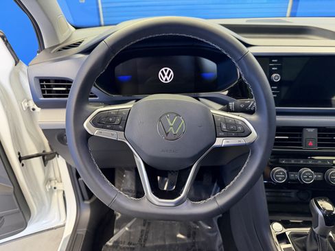 Certified 2024 Volkswagen Taos SE AWD/4WD image 14