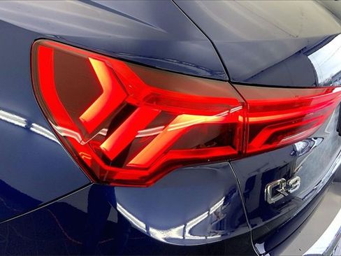 Certified 2025 Audi Q3 2.0T Premium w/ Convenience Package image 29