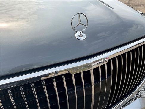 Used 2023 Mercedes-Benz Maybach GLS 600 4MATIC image 33