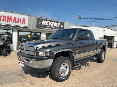 Used 2002 Dodge Ram 2500 Truck 4x4 Quad Cab image 2
