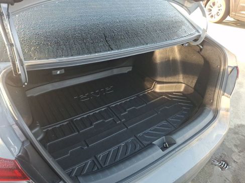 Used 2025 Honda Civic Sport image 7