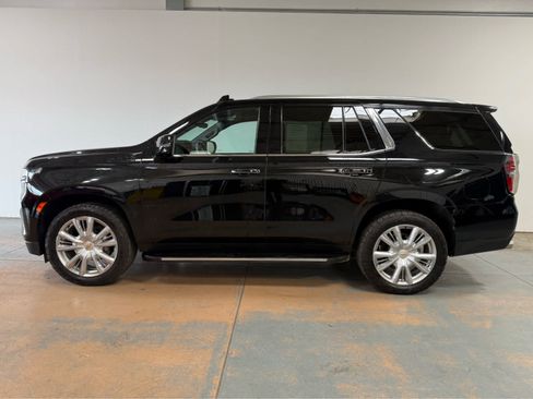 Used 2022 Chevrolet Tahoe High Country w/ Max Trailering Package AWD/4WD image 2