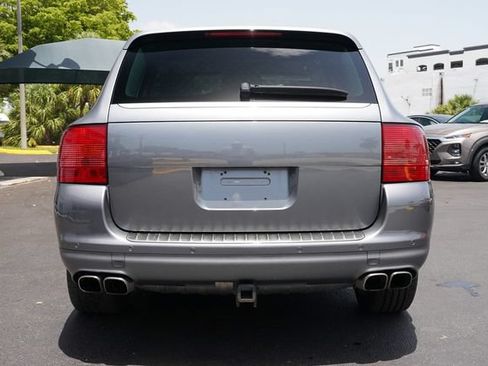 Used 2005 Porsche Cayenne Turbo AWD/4WD image 11