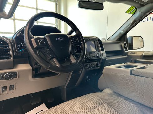 Used 2018 Ford F150 XLT w/ Equipment Group 302A Luxury AWD/4WD image 10