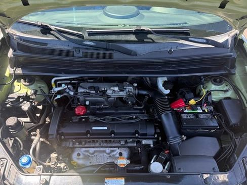 Used 2010 Kia Soul + w/ Audio Pkg FWD image 30