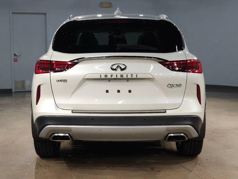 Used 2021 INFINITI QX50 Essential w/ Convenience Package FWD image 6