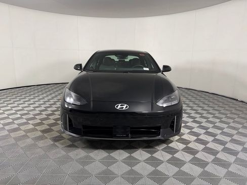 Used 2023 Hyundai Ioniq 6 SEL RWD image 4