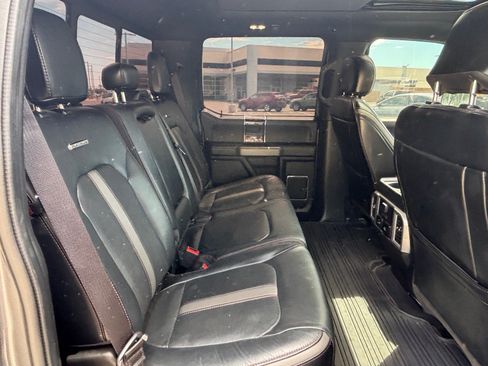 Used 2021 Ford F250 Platinum w/ FX4 Off-Road Package AWD/4WD image 31