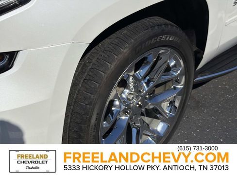 Used 2020 Chevrolet Suburban Premier image 9