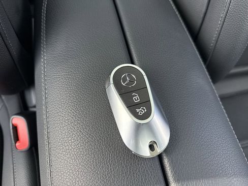 Used 2025 Mercedes-Benz C 300 C 300 image 30