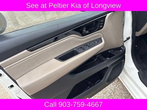 Used 2019 Honda Odyssey Elite image 14