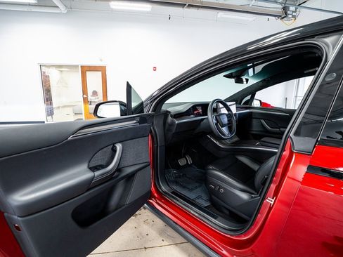 Used 2024 Tesla Model X image 35