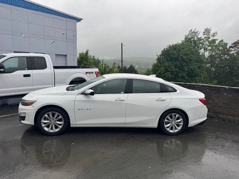 Used 2023 Chevrolet Malibu LT w/ Driver Confidence Package image 2