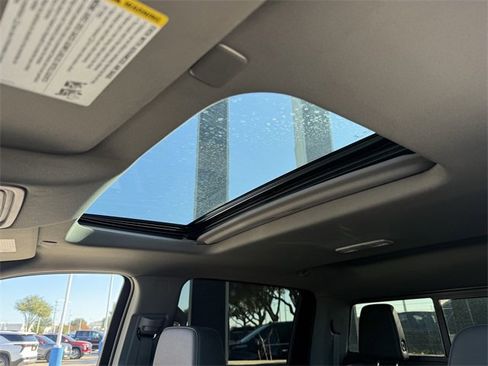 Certified 2022 Chevrolet Silverado 1500 LTZ w/ LTZ Premium Package image 24