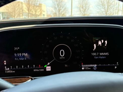 Used 2021 Cadillac Escalade ESV Premium Luxury image 34