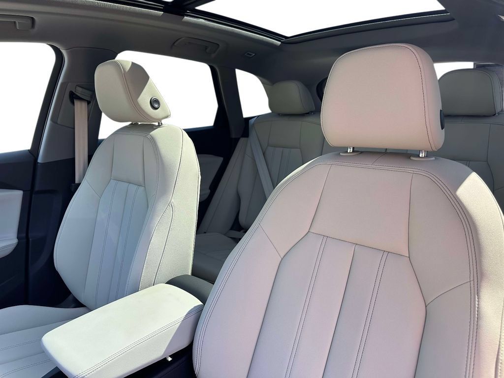 New 2026 Audi Q5 Premium AWD/4WD image 18