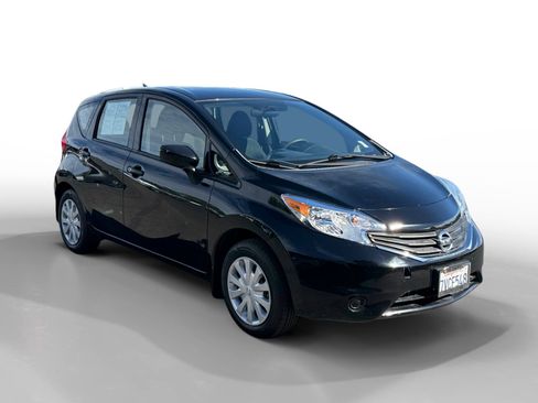 Used 2015 Nissan Versa Note SV FWD image 7