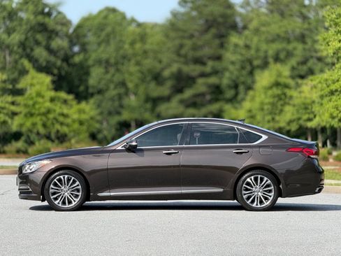 Used 2017 Genesis G80 3.8 w/ Option Group 03 RWD image 9