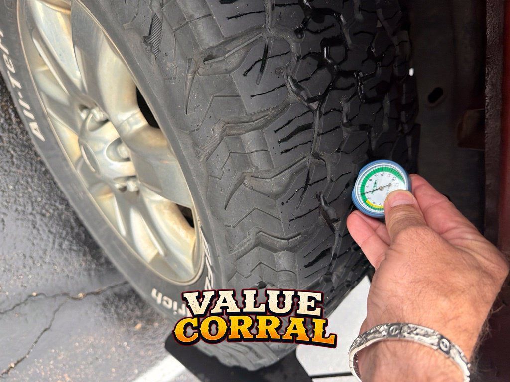 Used 2013 Ford F150 XLT w/ Luxury Equipment Group AWD/4WD image 13