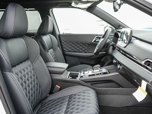 New 2026 Nissan Rogue Platinum AWD/4WD image 18