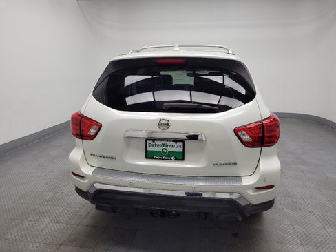 Used 2019 Nissan Pathfinder Platinum image 7