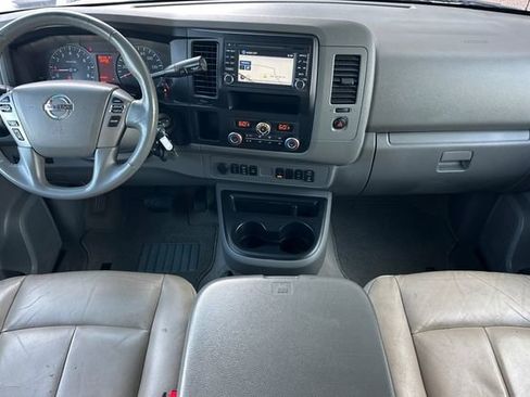 Used 2019 Nissan NV 3500 SL RWD image 14