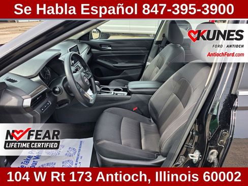 Used 2024 Nissan Altima 2.5 SV AWD/4WD image 18